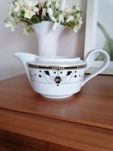 Schöne sauciere von - sauciere,